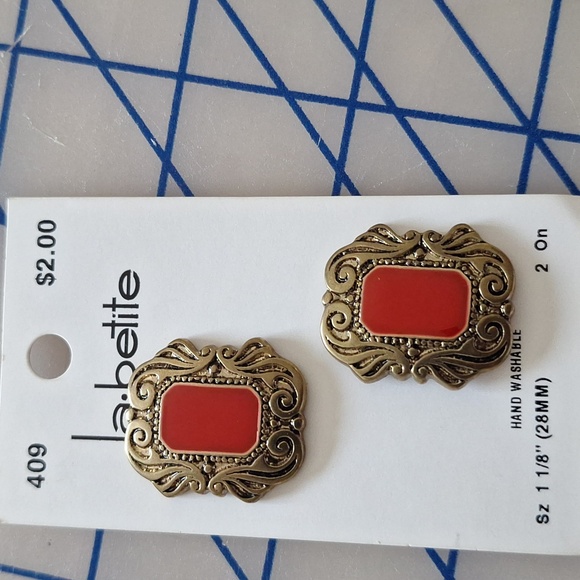 Dressmaking Buttons Lot - Picture 4 of 6